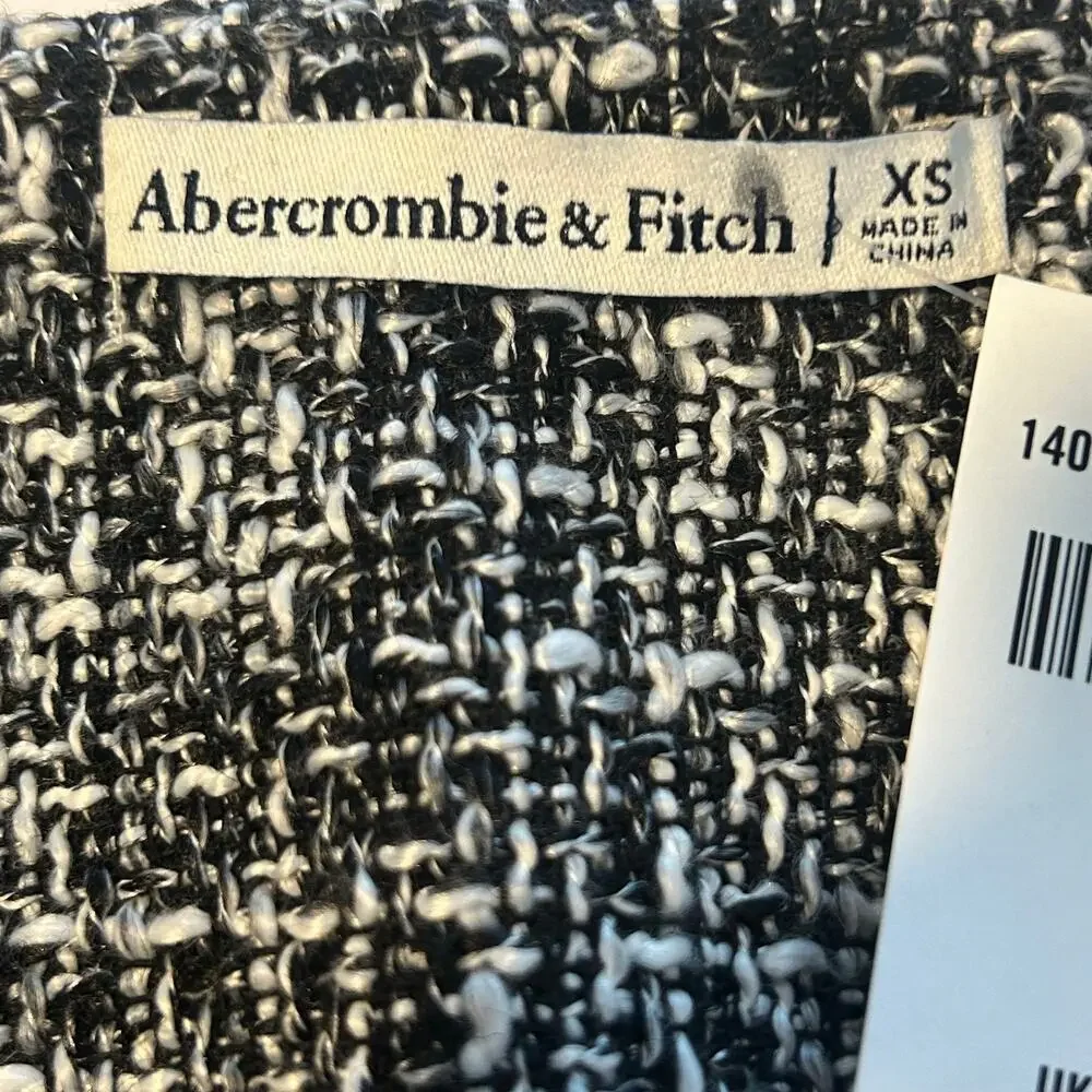 Abercrombie & Fitch NWT black and white tweed 4 gold button lined vest XS